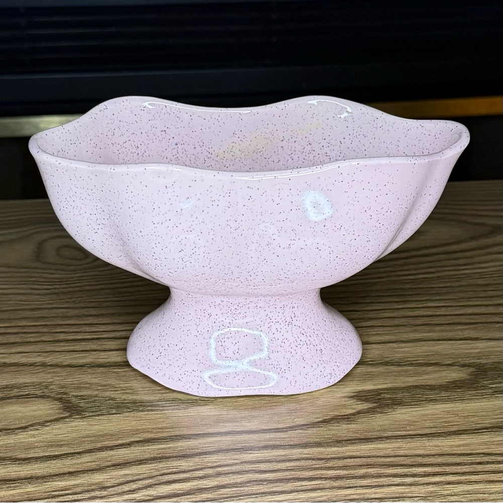 Vintage Brush McCoy 820 Pedestal Planter-Pink Speckle